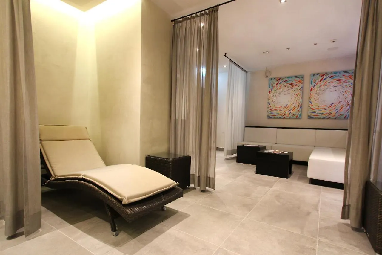 ****  Hotel Wemperhardt Lussemburgo